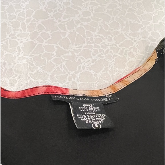 American Angel Black & Floral Print. V Neck short sleeve woman dress ; size :S - Picture 6 of 9